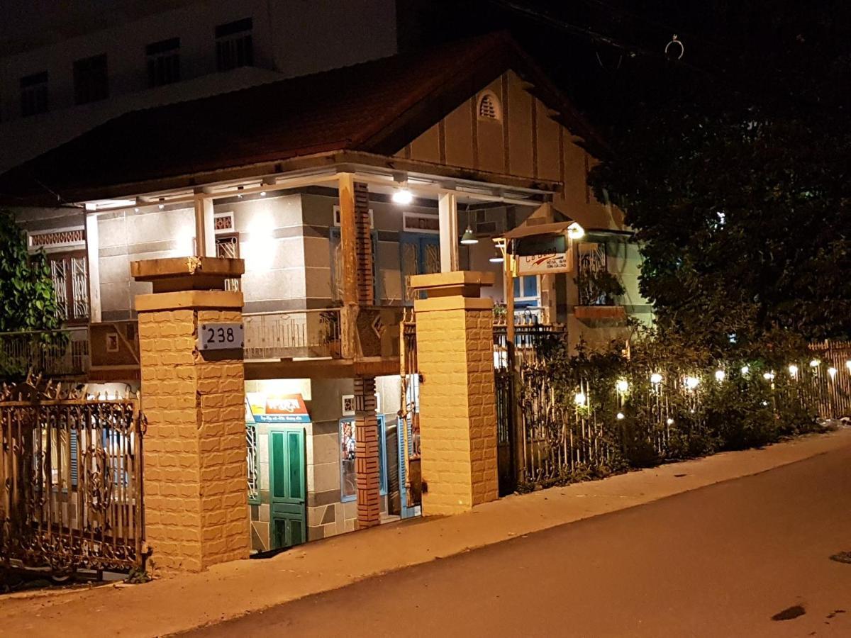 Dalat Galaxy Hostel Luaran gambar