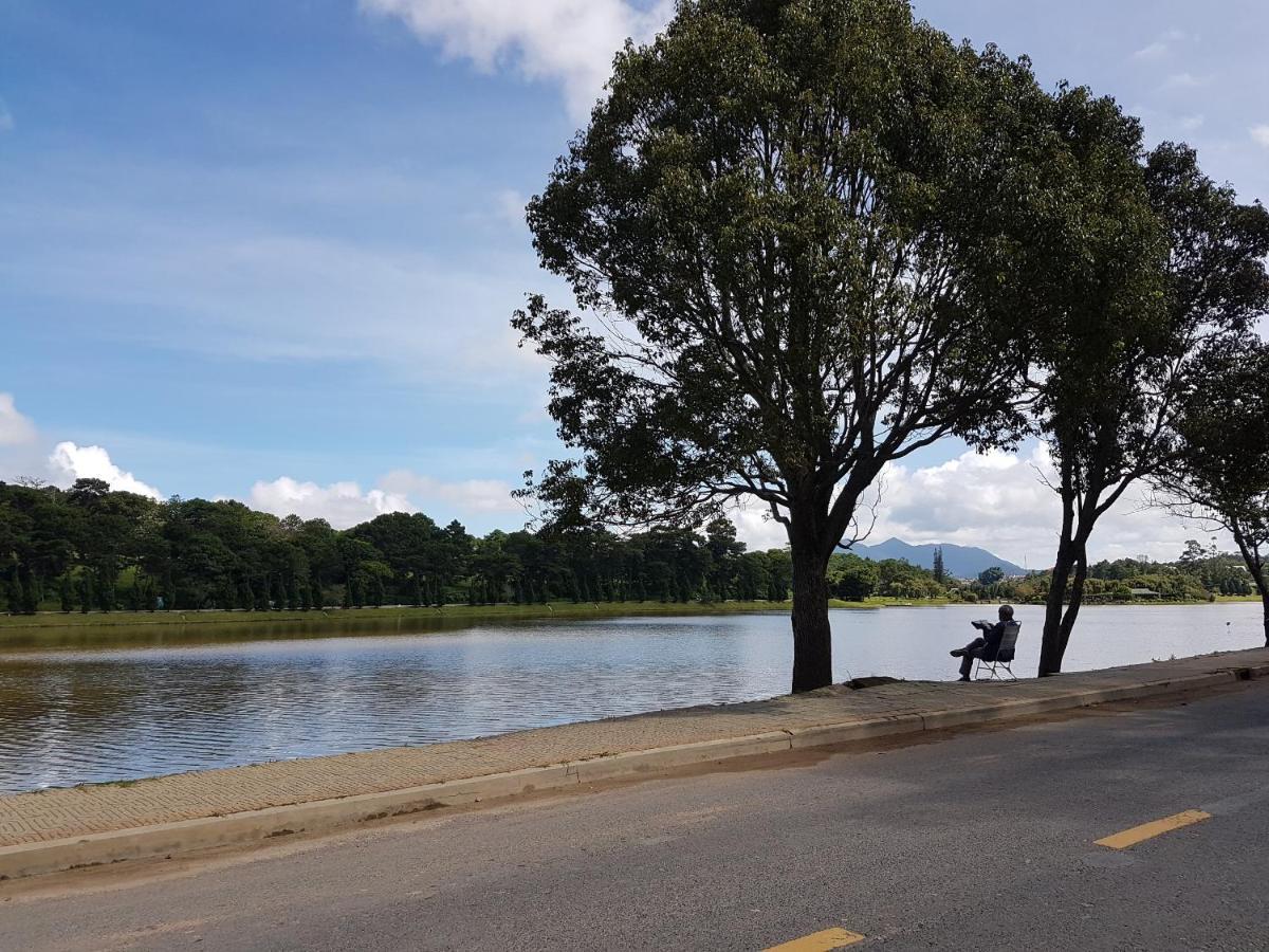 Dalat Galaxy Hostel Luaran gambar